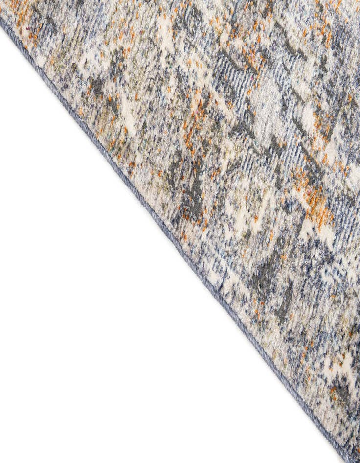 Detail image of 5' 3 x 7' 6 Alexis Rug