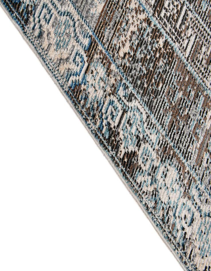 Detail image of 5' 3 x 7' 3 Alexis Rug