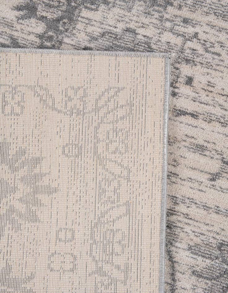 Detail image of 7' x 10' Alexis Rug