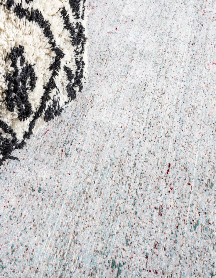 Detail image of 6' x 9' Alexis Rug