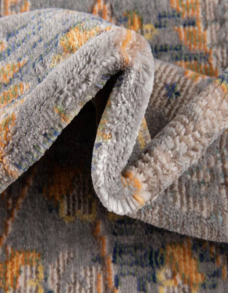 Detail image of 4' x 6' Alexis Rug