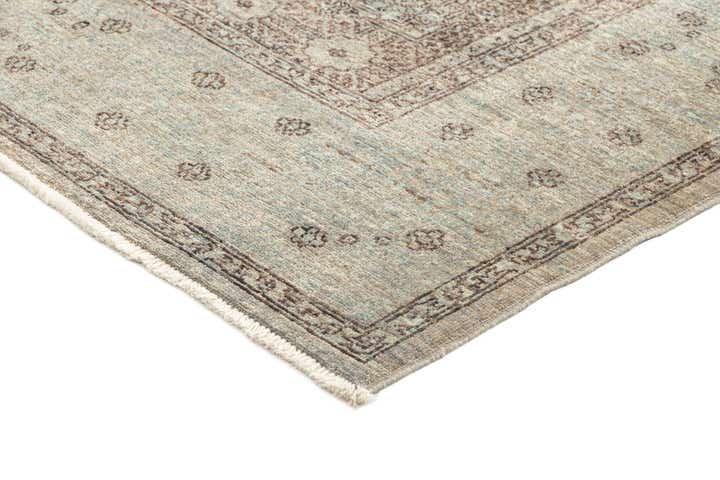 5' 7 x 7' 7 Hand Knotted Amina Rug