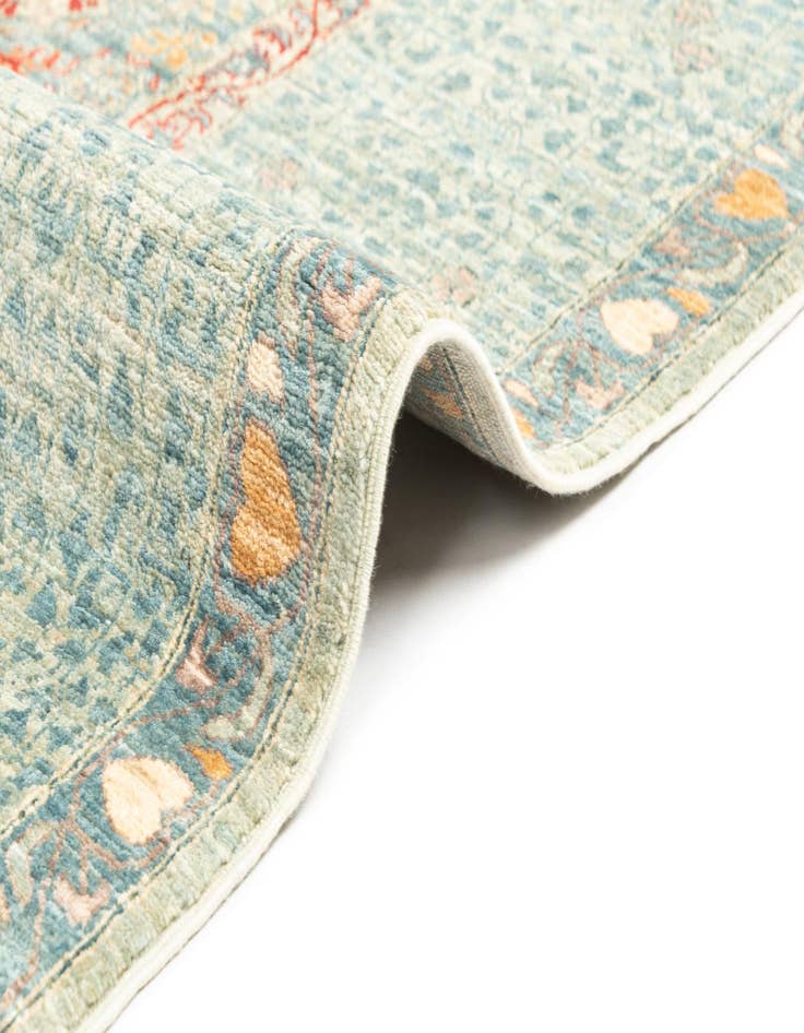 Detail image of 8' 6 x 9' 1 Hand Knotted Amina Rug