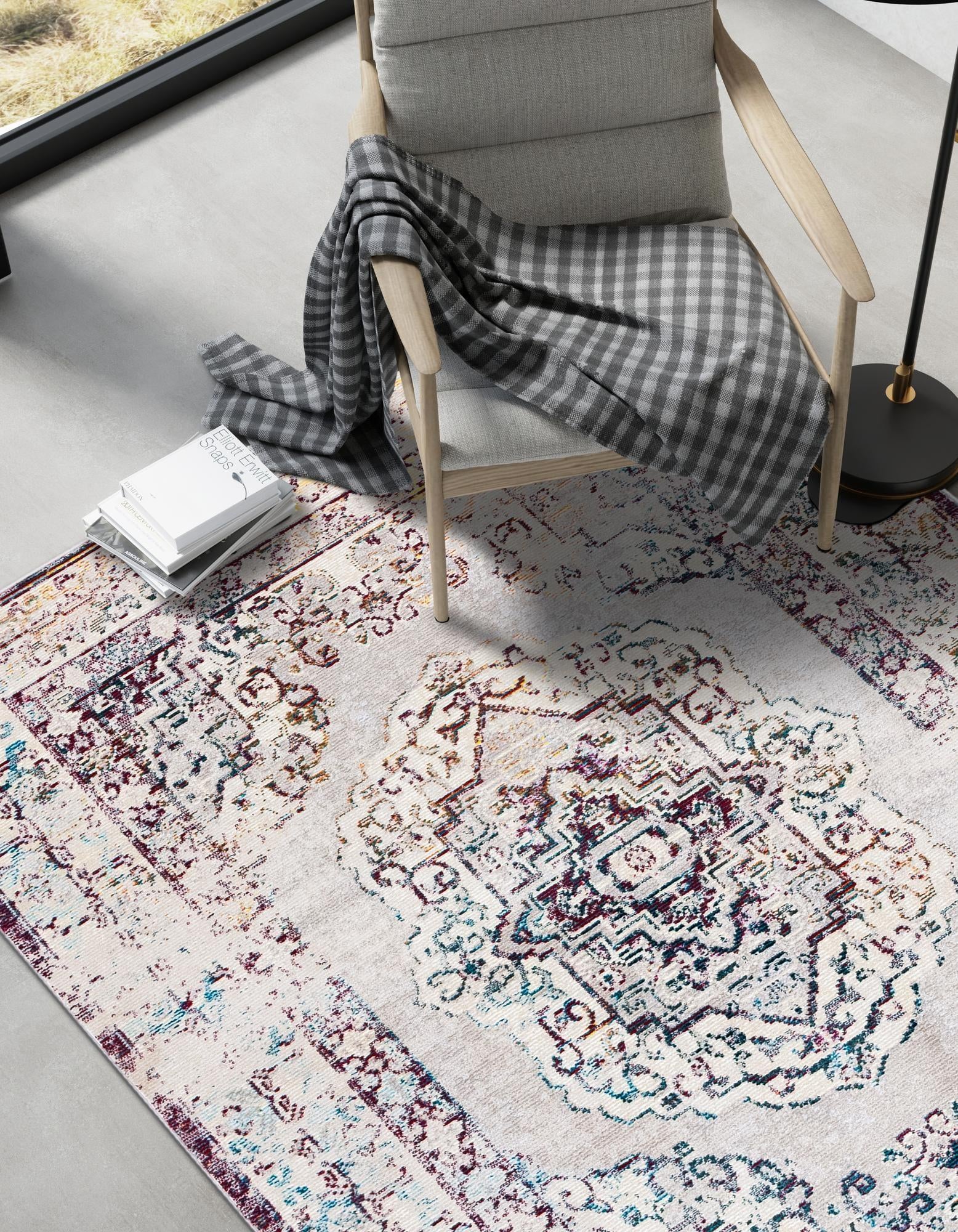 5' x 8' Amulet Rug