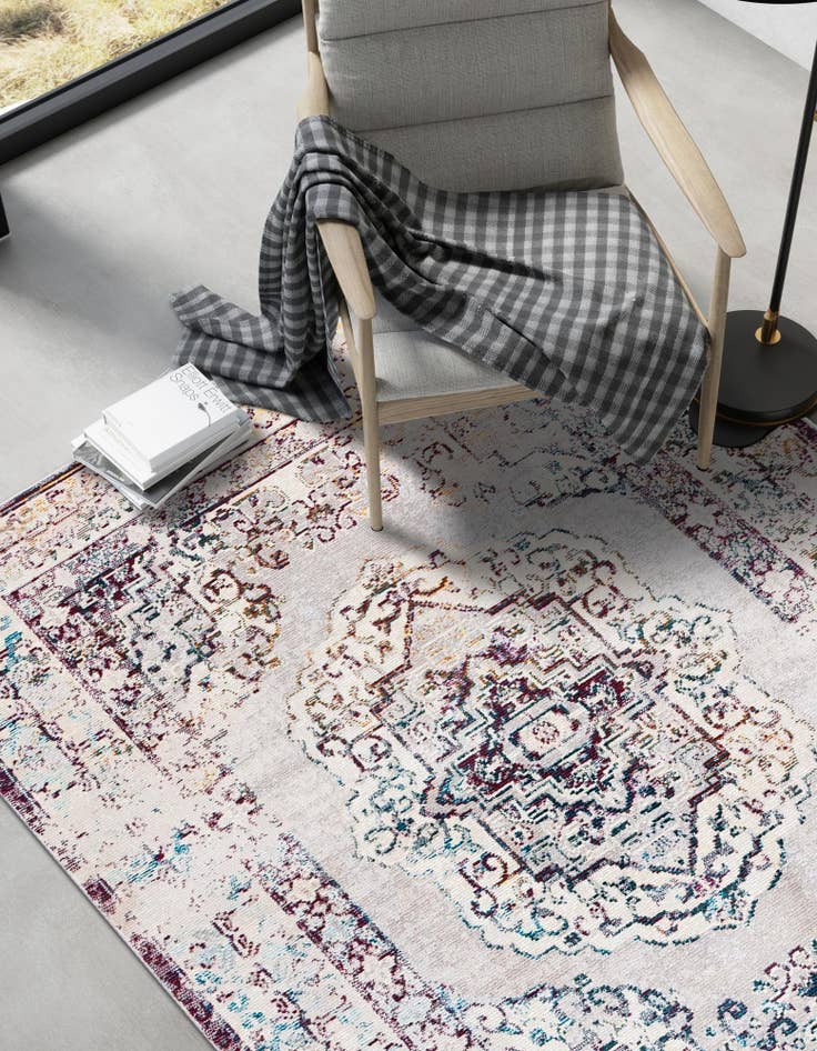 Detail image of 5' x 8' Amulet Rug