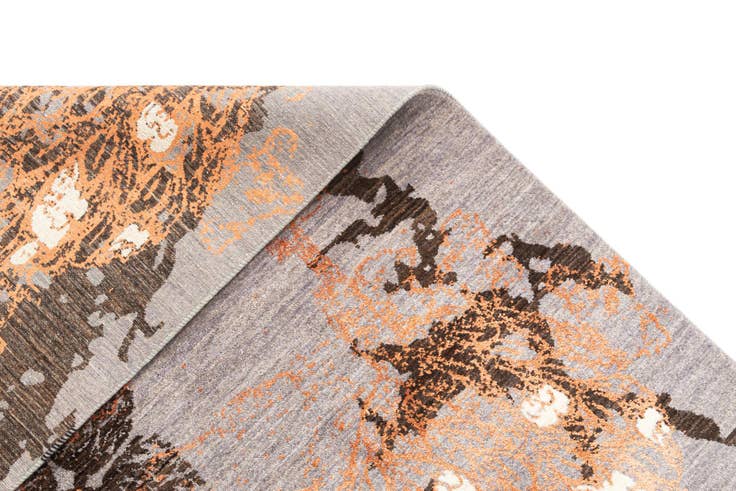 Detail image of 5' 5 x 7' 7 Hand Knotted Anar Rug