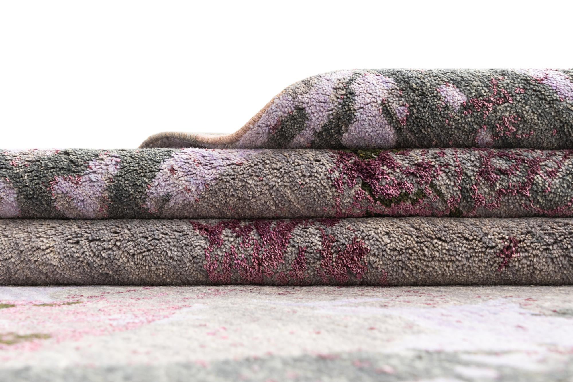 5' 5 x 7' 10 Hand Knotted Anar Rug