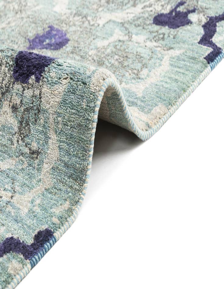 Detail image of 5' 8 x 7' 7  Hand Knotted Anar Rug