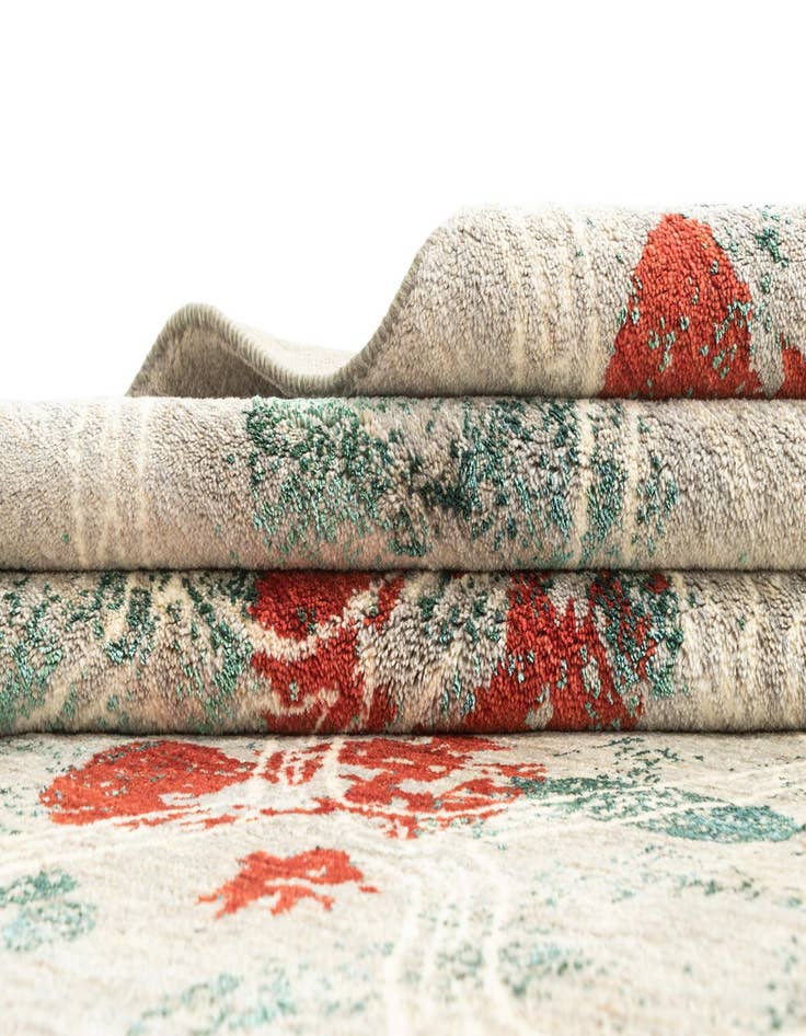 Detail image of 6' 6 x 10' 2 Hand Knotted Anar Rug