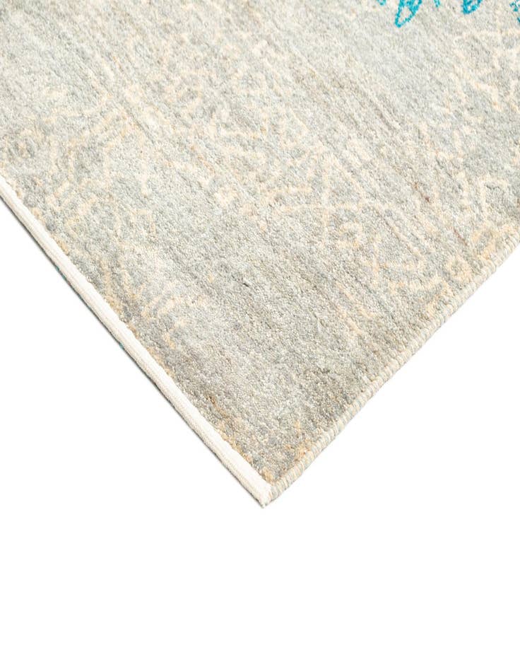 Detail image of 6' 9 x 9' 3  Hand Knotted Anar Rug