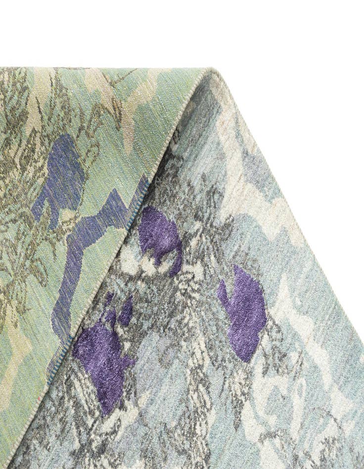 Detail image of 6' 6 x 9' 8  Hand Knotted Anar Rug