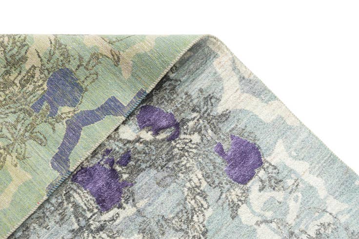 Detail image of 6' 6 x 9' 8 Hand Knotted Anar Rug