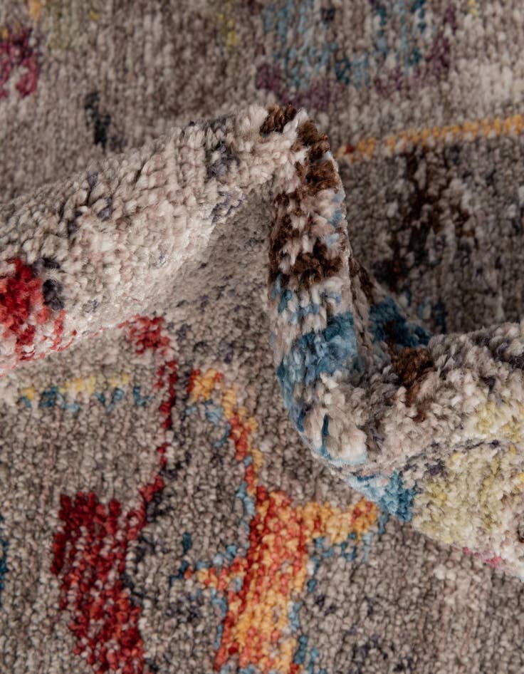 Detail image of 6' 7 x 9' 10 Andromeda Rug