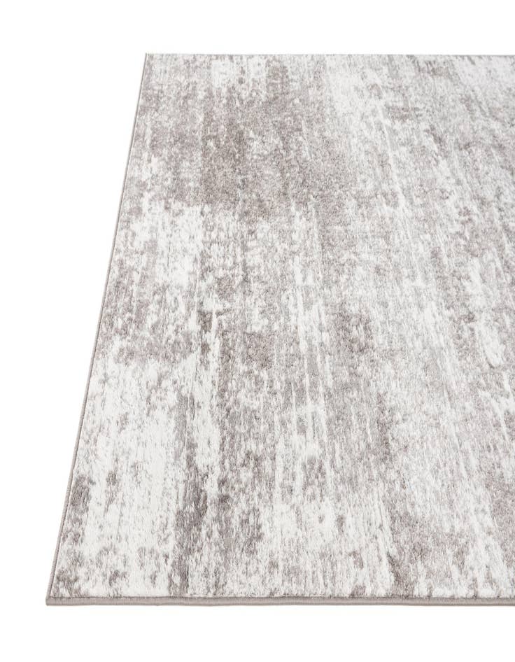 Detail image of 5' x 7' Angelica Rug