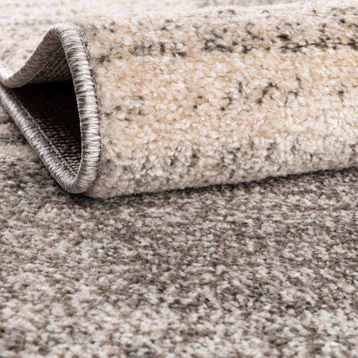 5' x 8' Angelica Rug