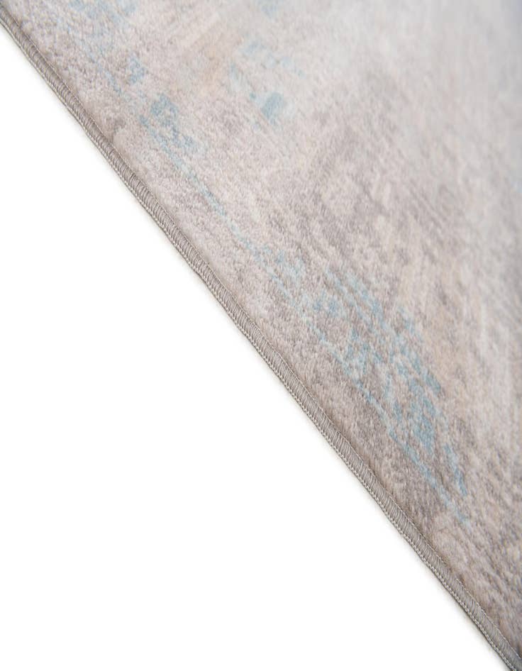 Detail image of 4' 10 x 8' Aqua Rug