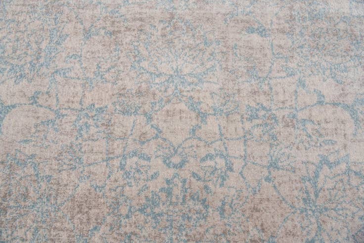 Detail image of 4' 10 x 8' Aqua Rug