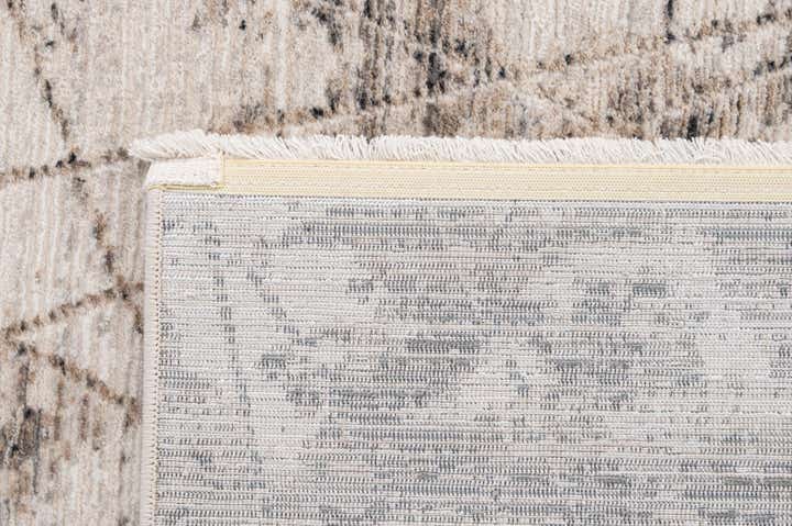 5' 2 x 7' 9 Aramis Rug