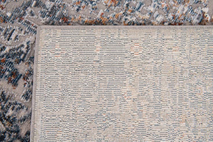 Detail image of 5' 3 x 7' 3 Arcadia Rug