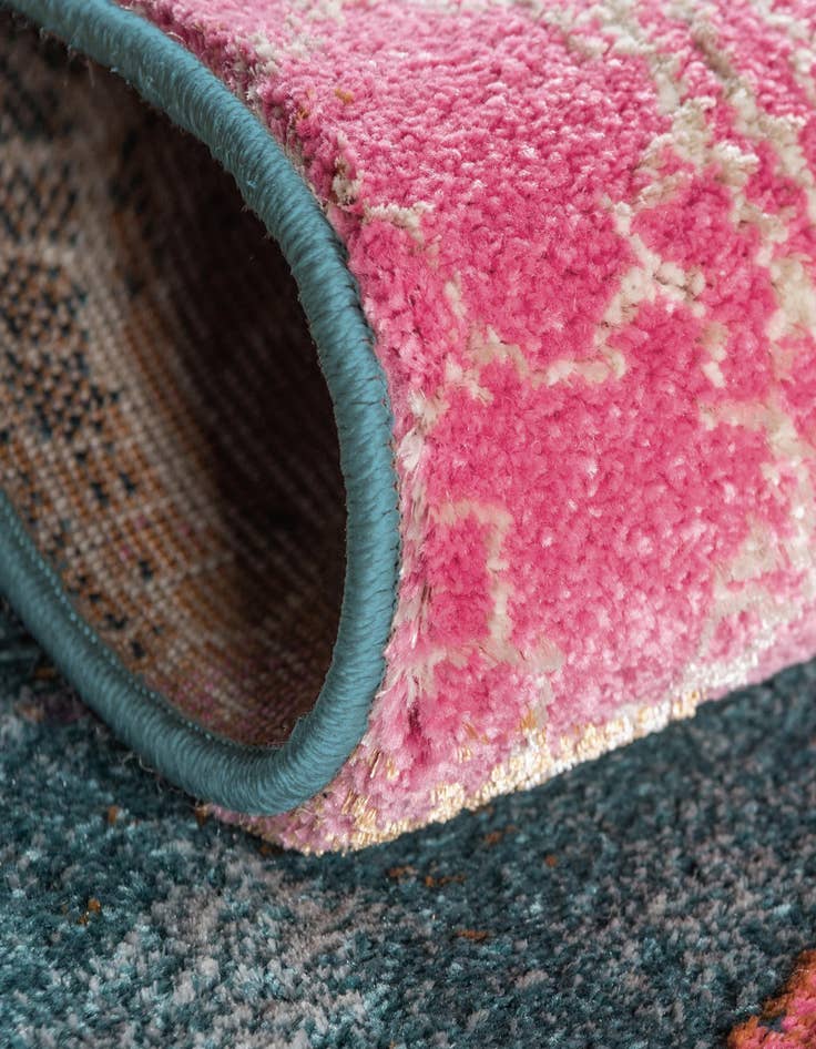 Detail image of 6' x 9' Aria Rug