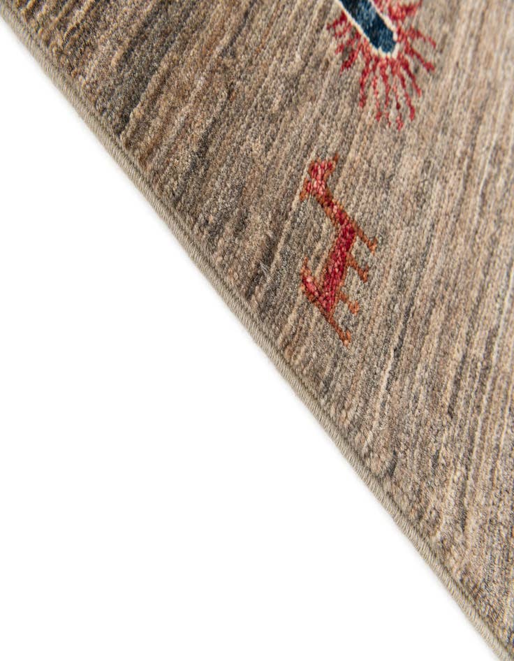 Detail image of 5' 8 x 7' 7 Hand Knotted Ariana Ziegler Rug