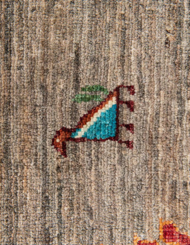 Detail image of 5' 8 x 7' 7 Hand Knotted Ariana Ziegler Rug