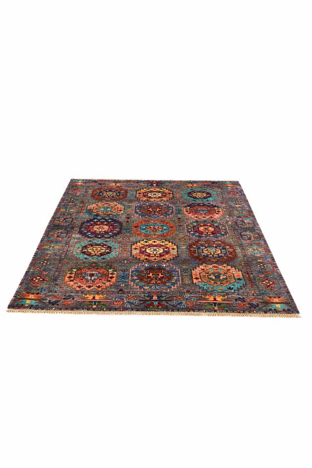 Detail image of 5' 2 x 6' 9 Hand Knotted Ariana Ziegler Rug