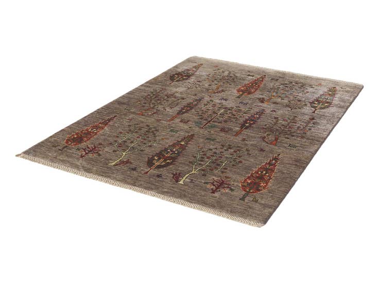 Detail image of 4' 2 x 5' 11 Hand Knotted Ariana Ziegler Rug