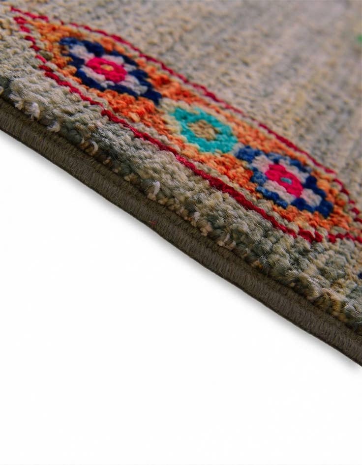 Detail image of 5' x 6' 11 Hand Knotted Ariana Ziegler Rug