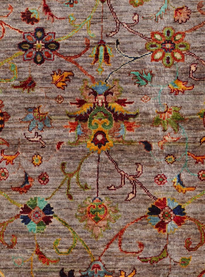 Detail image of 3' 4 x 5' 2 Hand Knotted Ariana Ziegler Rug