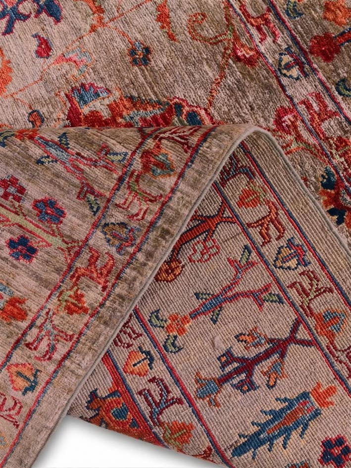 Detail image of 4' 1 x 6' 1 Hand Knotted Ariana Ziegler Rug