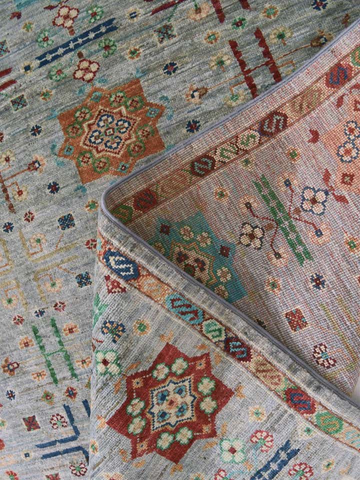 4' x 6' 2 Hand Knotted Ariana Ziegler Rug