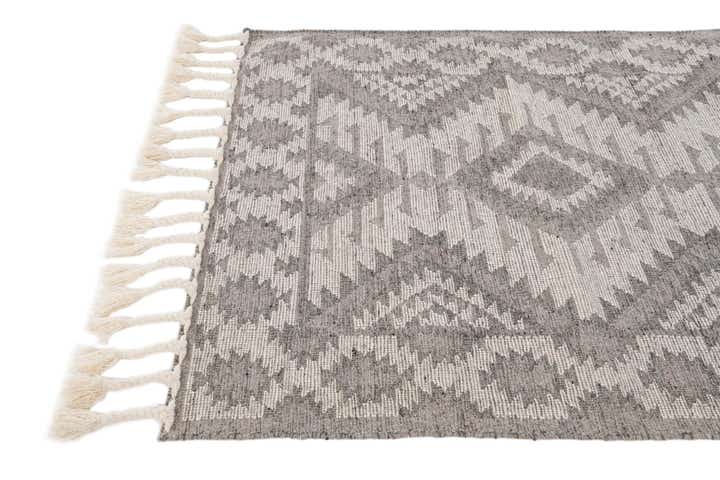 4' x 6' 9 Hand Woven Arizona Wool Rug