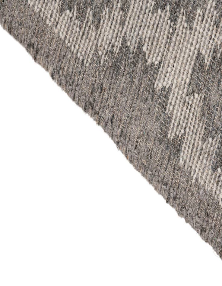 Detail image of 4' x 6' 9  Hand Woven Arizona Wool Rug