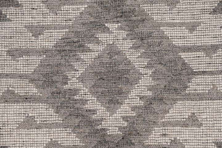 4' x 6' 9 Hand Woven Arizona Wool Rug