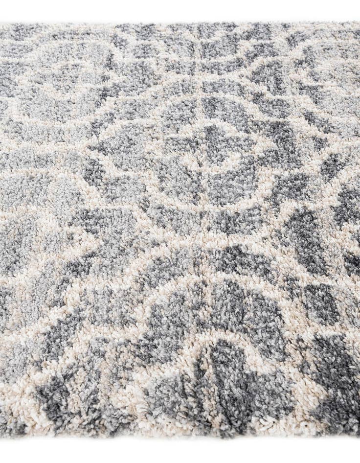 Detail image of 5' 3 x 7' 7 Athena Shag Rug