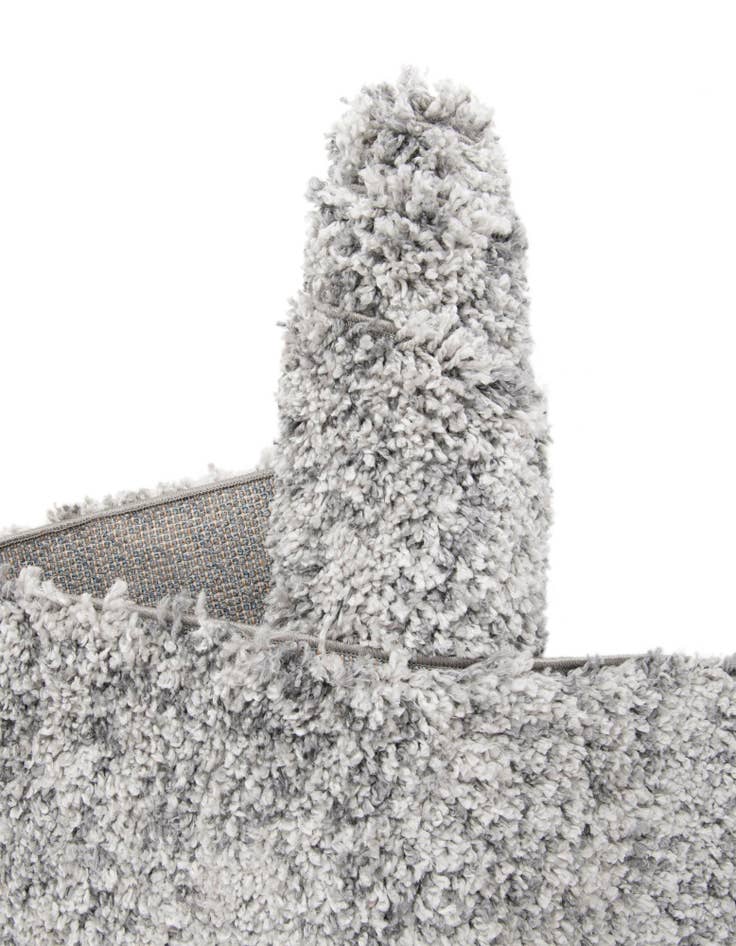 Detail image of 4' x 6' Athena Shag Rug