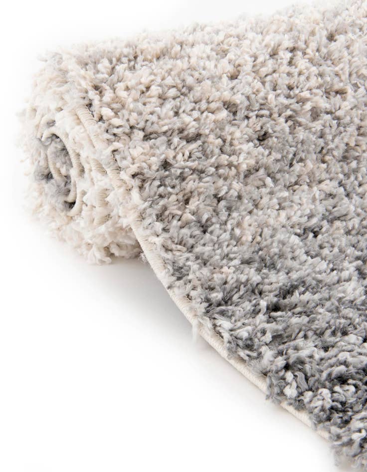 Detail image of 4' x 6' Athena Shag Rug