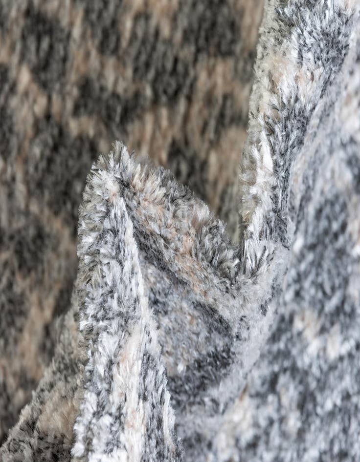 Detail image of 8' 2 x 10' 2 Atlas Rug