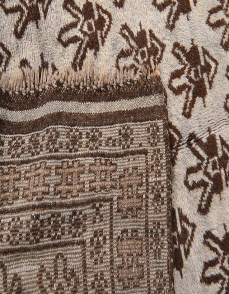 Detail image of 4' 9 x 8'  Hand Knotted Balouch Wool Rug
