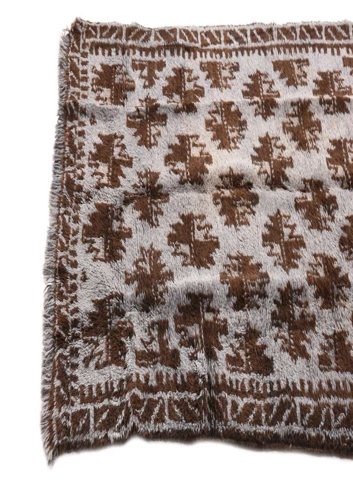 2' 8 x 4' 5 Hand Knotted Balouch Wool Rug