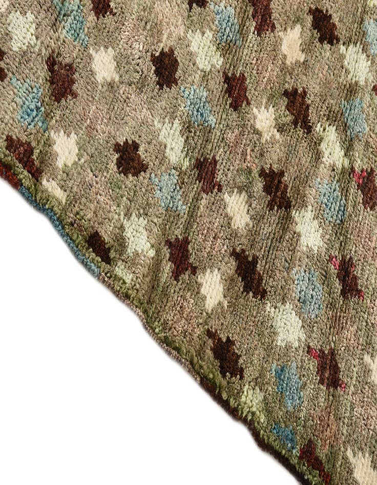 Detail image of 3' x 4' 7  Hand Knotted Balouch Wool Rug