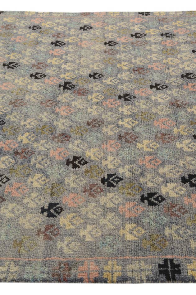 Detail image of 5' 7 x 8' 3 Hand Knotted Balouch Wool Rug