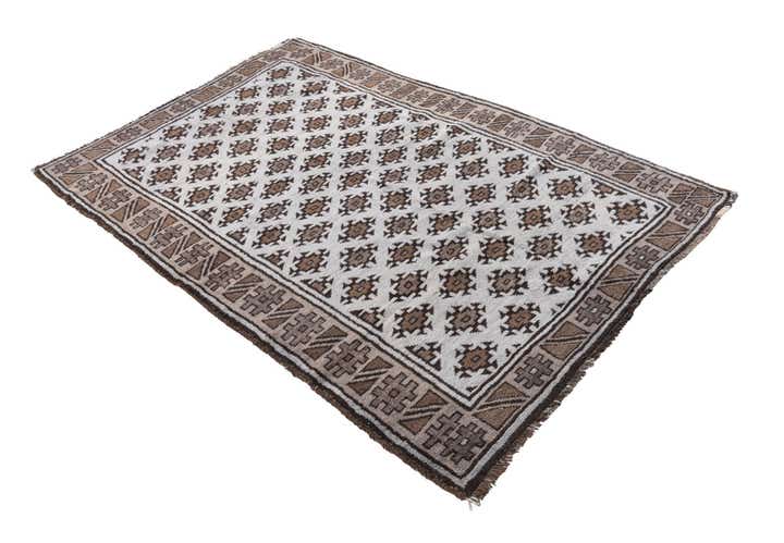 4' 3 x 6' 2 Hand Knotted Balouch Persian Wool Rug