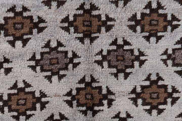 4' 3 x 6' 2 Hand Knotted Balouch Persian Wool Rug