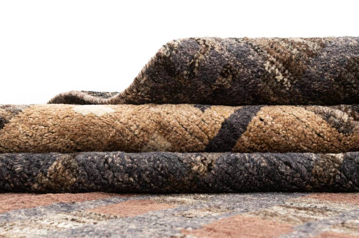 Detail image of 9' 1 x 11' 11 Hand Knotted Beni Marok Rug