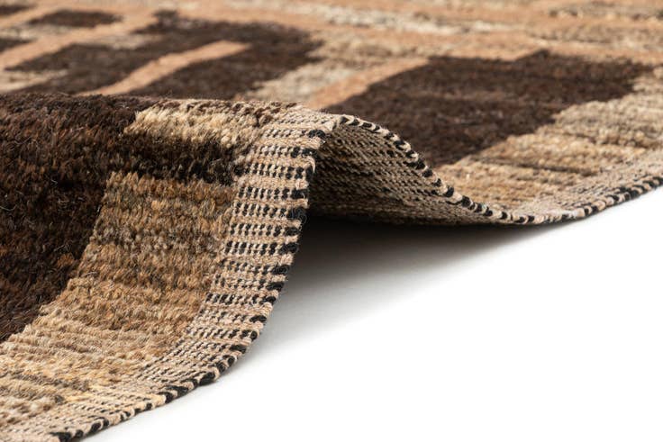 Detail image of 8' 6 x 10' Hand Knotted Beni Marok Rug