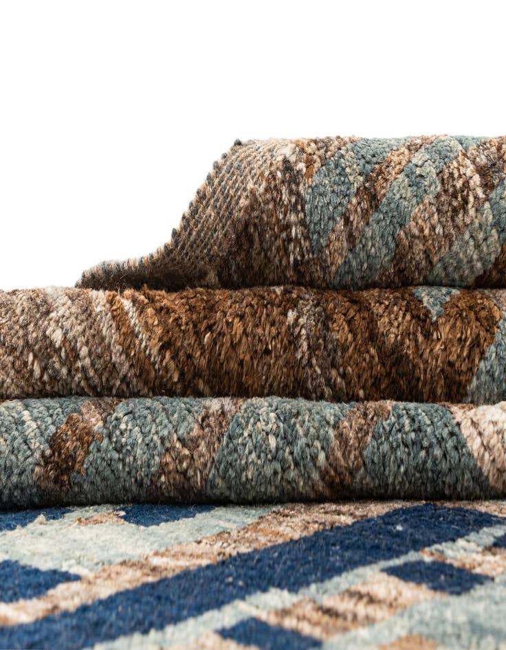 Detail image of 8' 2 x 10' 3  Hand Knotted Beni Marok Rug