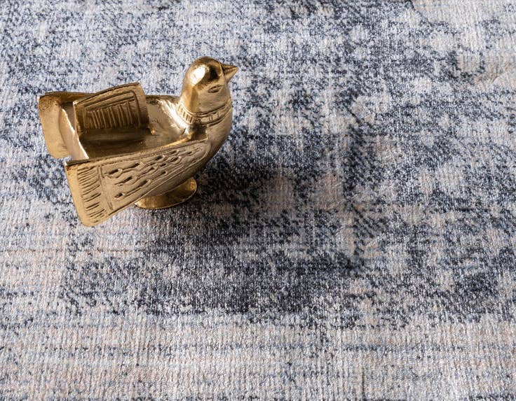 Detail image of 4' x 6' Berkshire Rug