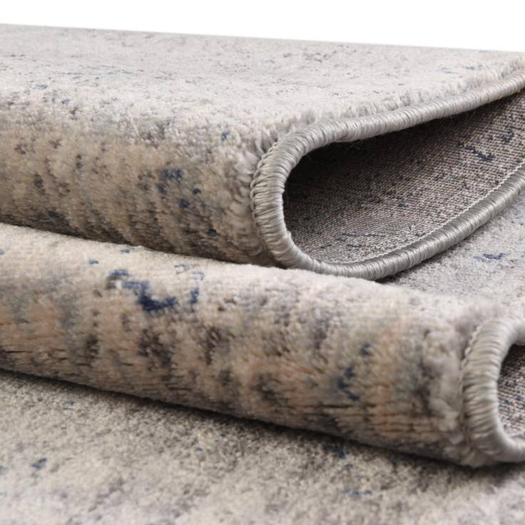 Detail image of 8' x 10' Berkshire Rug